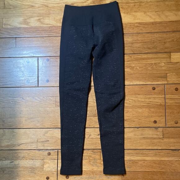 Lululemon Free To Flow 7/8 Tight Legging - Picture 14 of 16